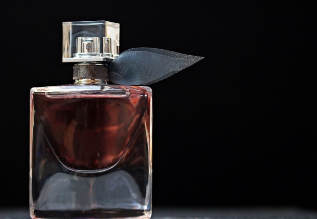 54-latek ukradł perfumy o wartości ok. 10 tys. zł! Udało się go zatrzymać