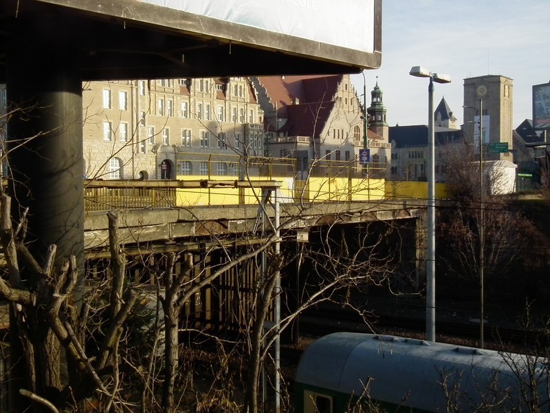 Poznań: Noworoczny krajobraz  po sylwestrowym balowaniu [ZDJĘCIA]