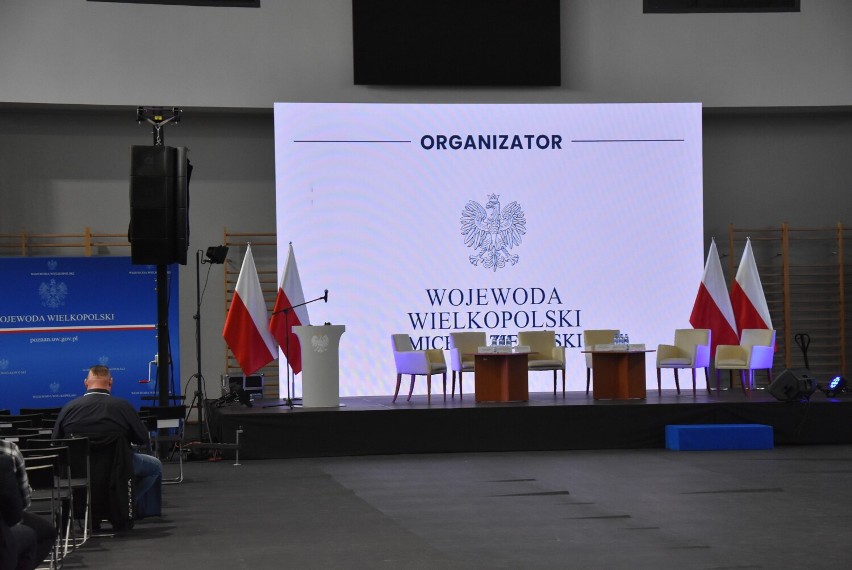 Szamotuły. W hali "Wacław" odbyła się I Wielkopolska Konferencja Sportowa. Dyskutowano o rozwoju sportu, jego promocji i finansowaniu