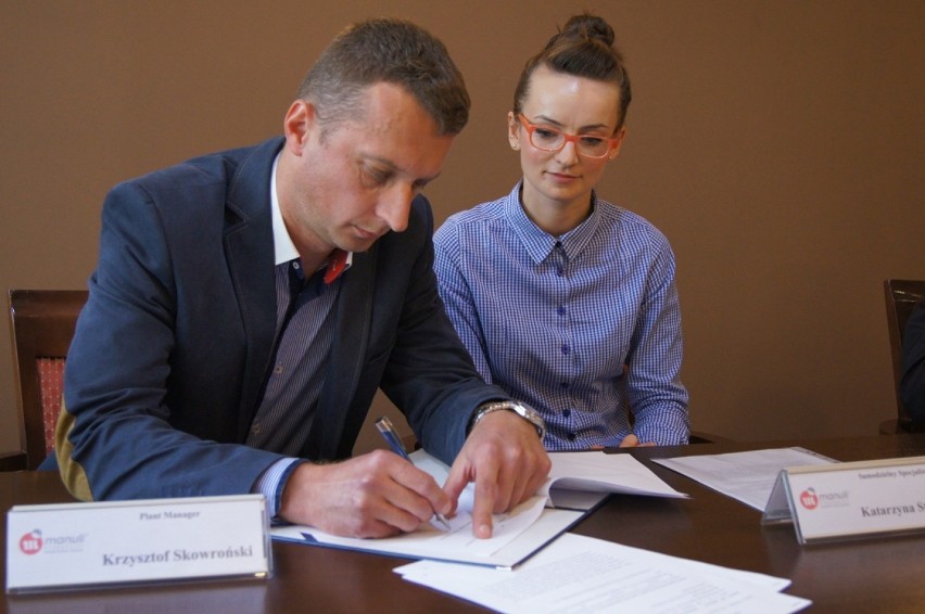 Manuli Hydraulics podpisało porozumienie z ZSEE w Radomsku....