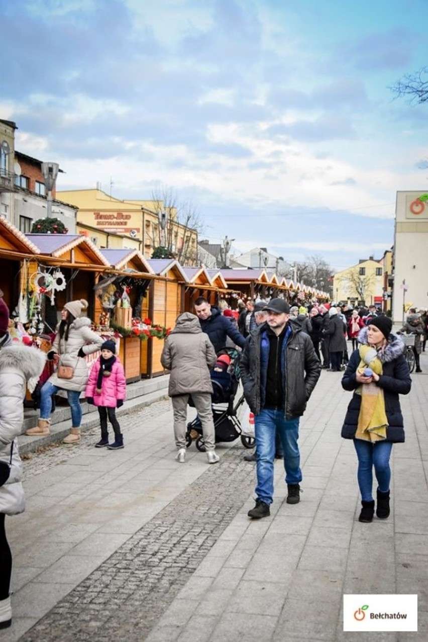 Jarmark świąteczny 2019 na placu Narutowicza w Bełchatowie. Atrakcji nie brakowało