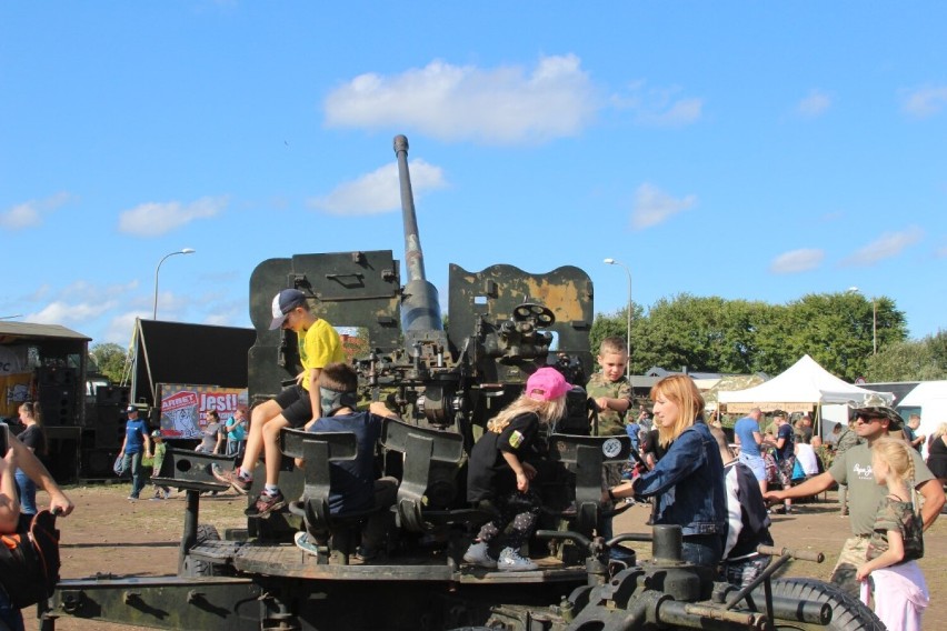 Zlot pojazdów militarnych w Darłówku. Działo się!