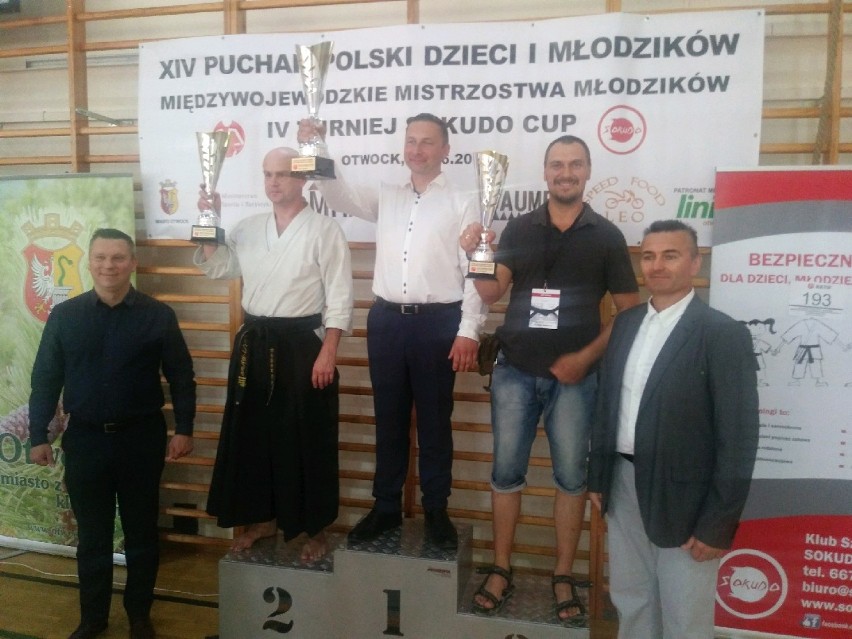 KS Ronin: grad medali i sukces w Pucharze Polski w karate [ZDJĘCIA]