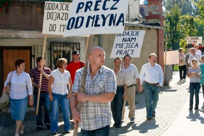 Archiwalne zdjęcia z 2011 roku z protestu przeciw inwestycji