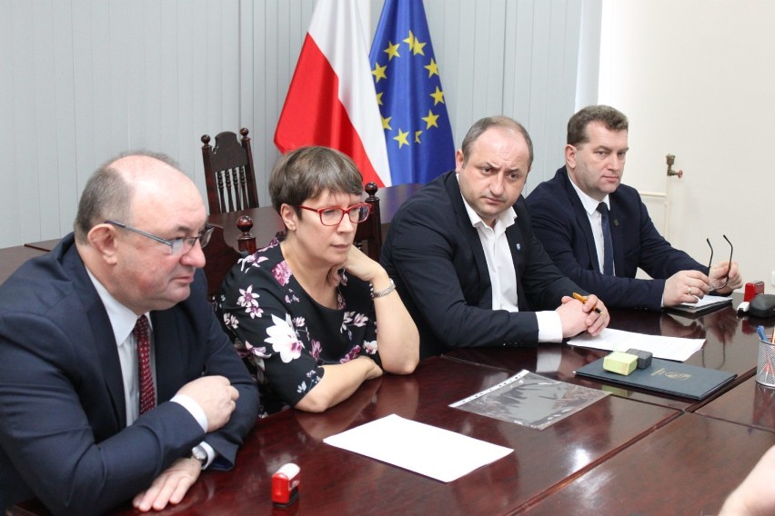 Kolejne wspólne inicjatywy gmin powiatu oleśnickiego (ZDJĘCIA) 