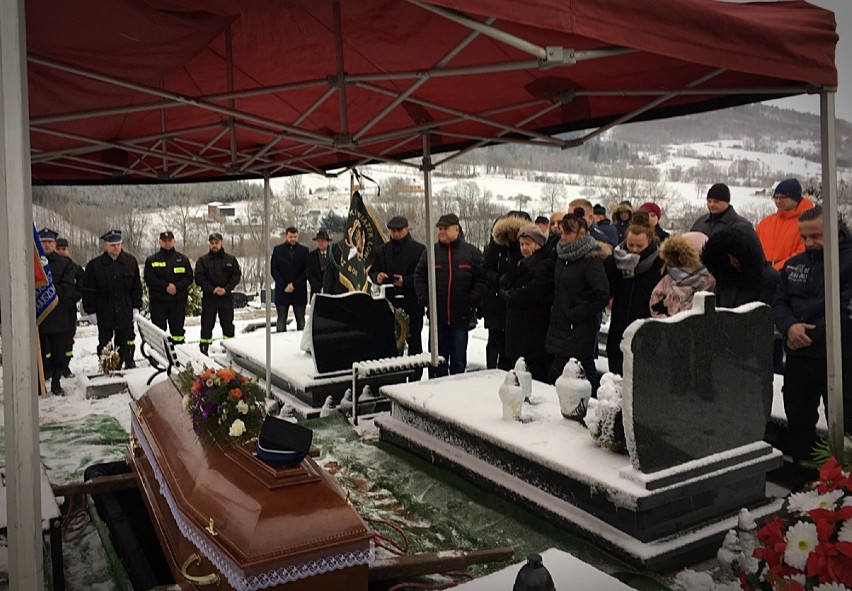 Pogrzeb Romana Kocura, wieloletniego prezesa Ochotniczej...
