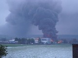 Po siedmiu dniach koniec pożaru Gumitexu w Toszku [Aktualizacja] [WIDEO + ZDJĘCIA]