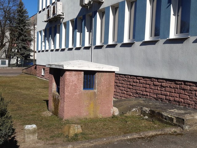 Jeden z wybudowanych w Goleniowie schronów znajduje się pod siedzibą PZU przy ul. Młynarskiej