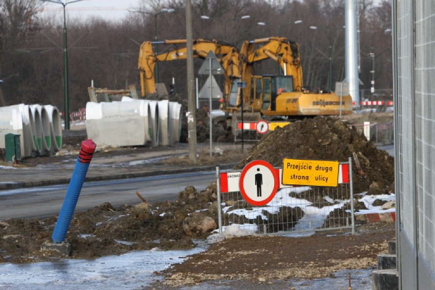 Ponad rok trwa już budowa tramwaju na Ruczaj. Czy całą ...