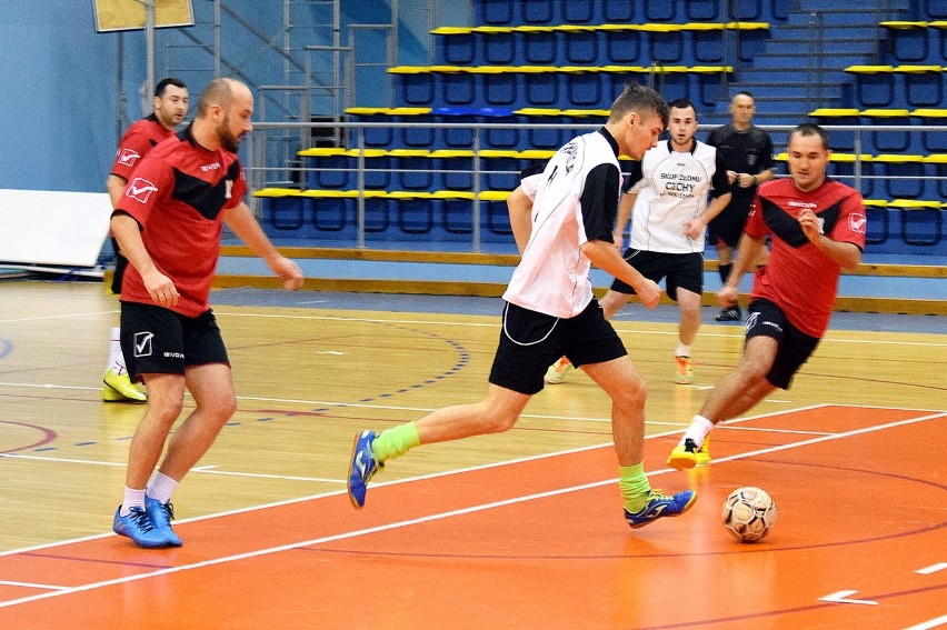 Pilska Liga Futsalu: liderzy wszystkich lig z kompletem punktów. Zobacz zdjęcia z 7. kolejki