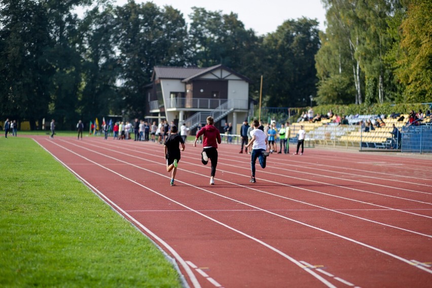 Jesienne Lekkoatletyczne Mistrzostwa Szkół Podstawowych Klas VII i VIII Ziemi Puckiej - 27 września 2022 r.