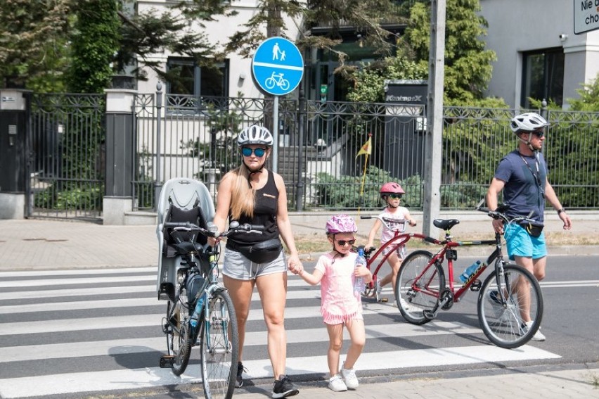 KidsSkating Konin Po raz trzeci ulicami Konina ruszyła rolkowa rodzina.