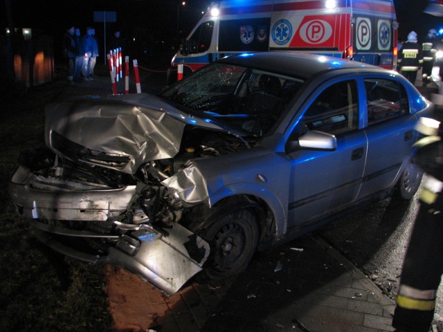 Na ul. Jagiellońskiej doszło do zderzenie peugetota z oplem.