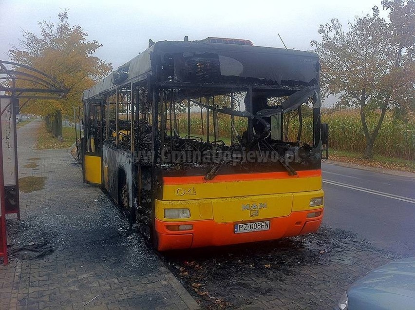 Pożar autobusu w Skórzewie