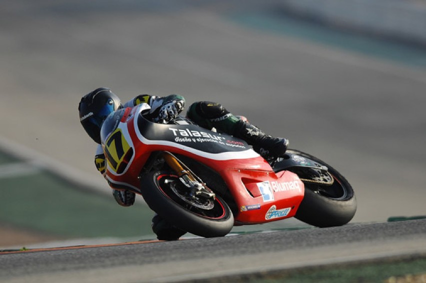 Adrian Pasek miał udane testy na motocyklu Moto2