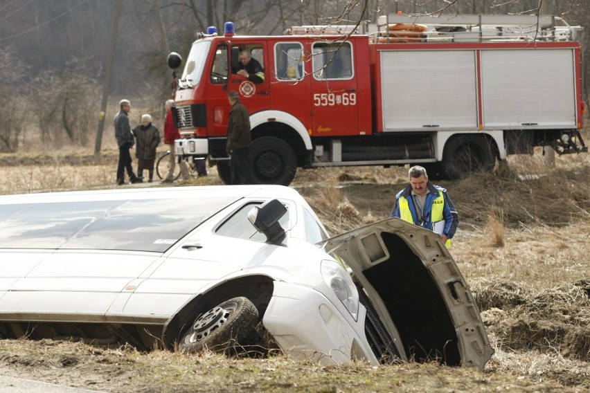 Wypadek licealistów z Kłodzka (ZDJĘCIA)