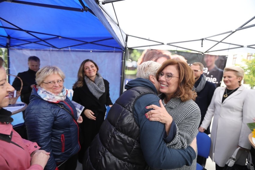 „Powiedz Kidawie o sprawie” Kandydatka Koalicji Obywatelskiej na premiera Małgorzata Kidawa-Błońska rozpoczęła w Lublinie nowy etap kampanii