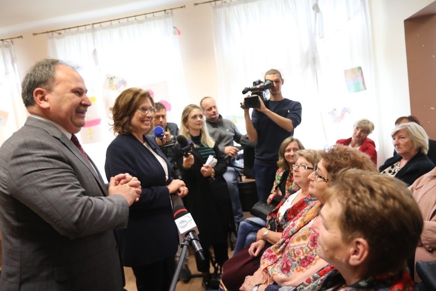 „Powiedz Kidawie o sprawie” Kandydatka Koalicji Obywatelskiej na premiera Małgorzata Kidawa-Błońska rozpoczęła w Lublinie nowy etap kampanii