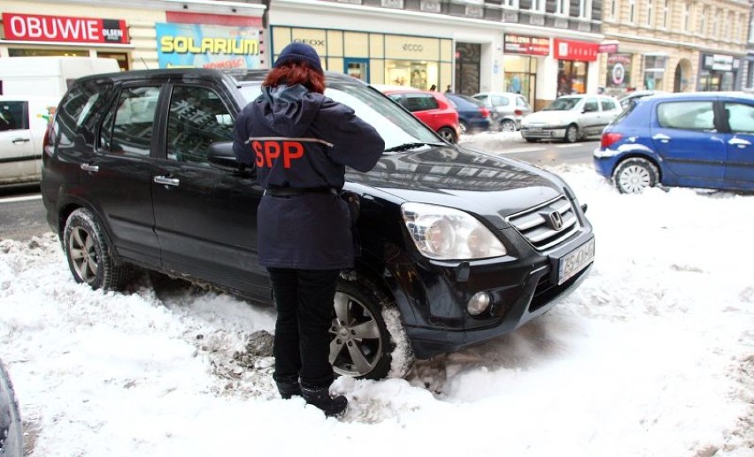 Zima w Szczecinie: Będą kary za nieodśnieżoną SPP, na drogach spokojnie