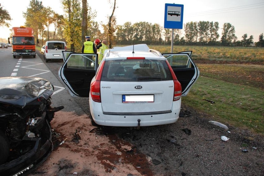 Koszwały: Policja ustala przyczyny czołowego wypadku