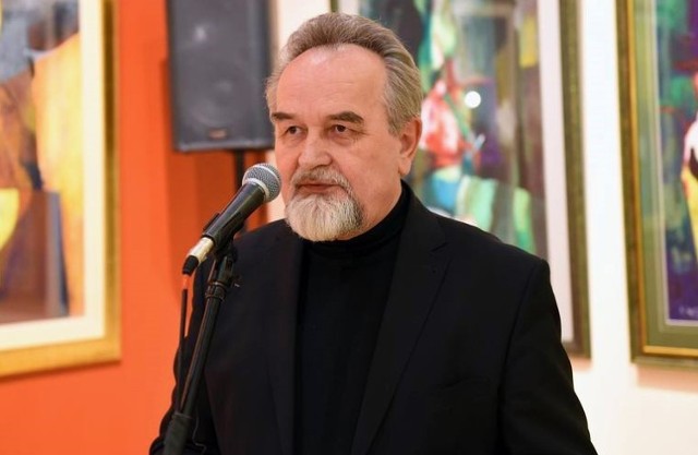 Malczak kierował "Sokołem" od 1980 roku. Wyróżniony m.in. Medalem „Zasłużony Kulturze Gloria Artis” i Złotym Krzyżem Zasługi