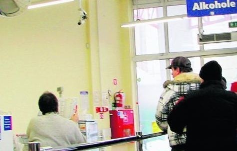 Pracownicy większości sklepów Tesco, szczególnie tych największych, nie narzekają na pracę