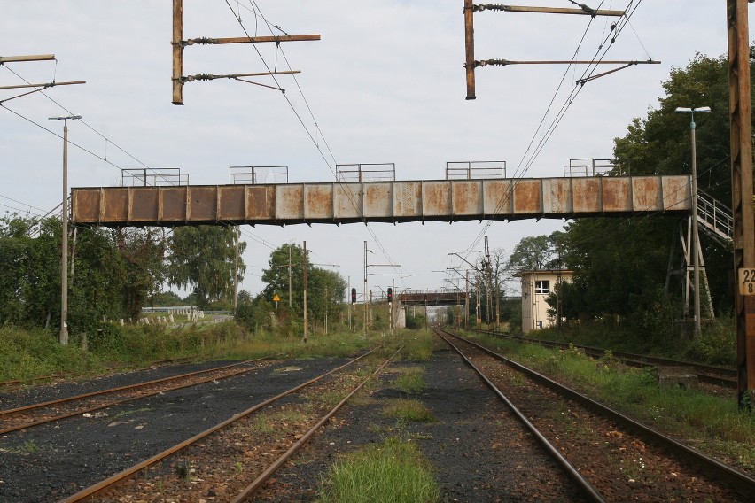 Prokuratura nie zajmie się sprawą kładek nad torami kolejowymi w Nędzy