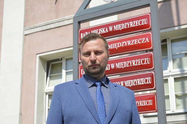 Burmistrz Remigiusz Lorenz przekonuje: - Podwyżki są nieuniknione
