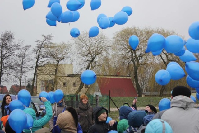 Niebieskie balony znów poszybują do nieba