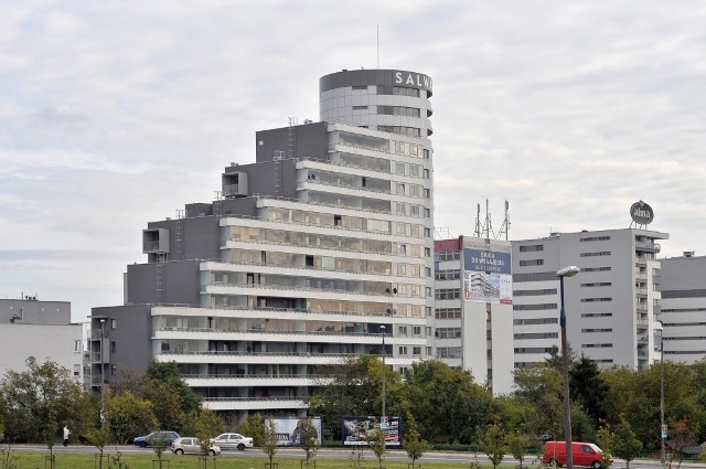 10. Salwator Tower, ul. Stańczyka. Wysokość: 54 metry, 17 kondygnacji, rok ukończenia: 2006.