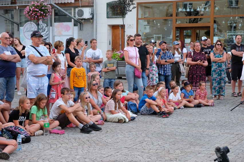 Spektakl "La Trottola" Compania Depaso z Włoch przyciągnął...