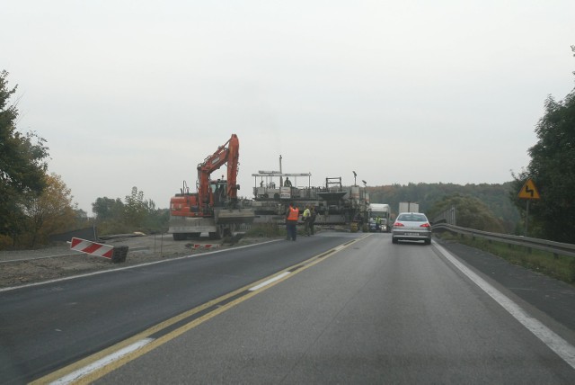 Remont DK 94 trwa, zakończy się jesienią tego roku