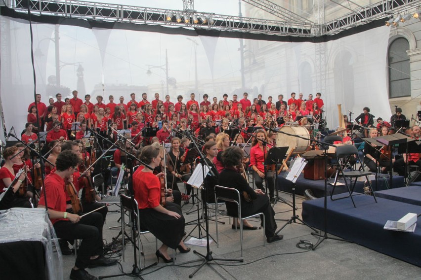 Koncert Letniej Filharmonii na ulicy Piotrkowskiej