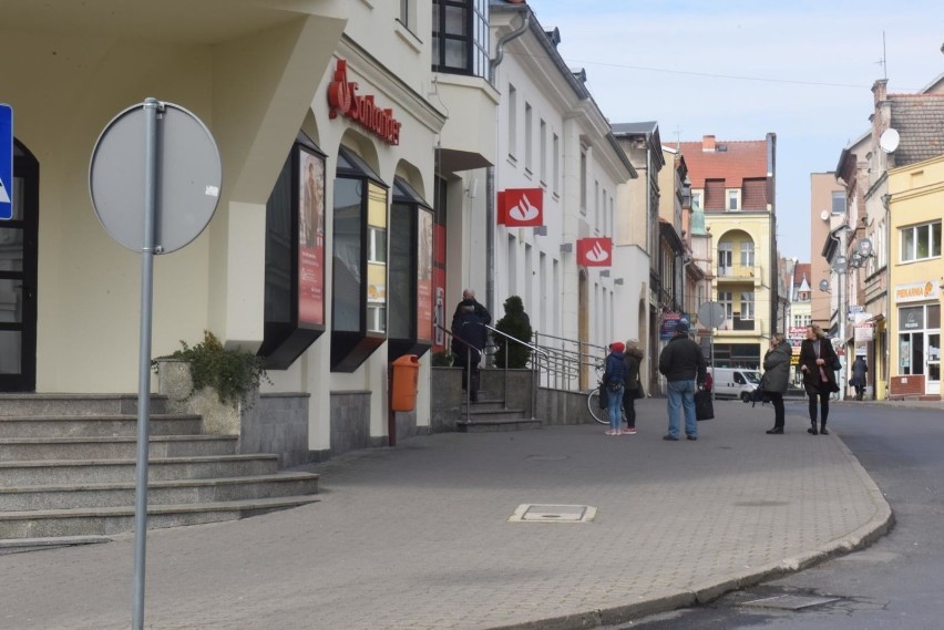 Nowa metoda

Okazuje się, że powoływanie się "na pracownika...