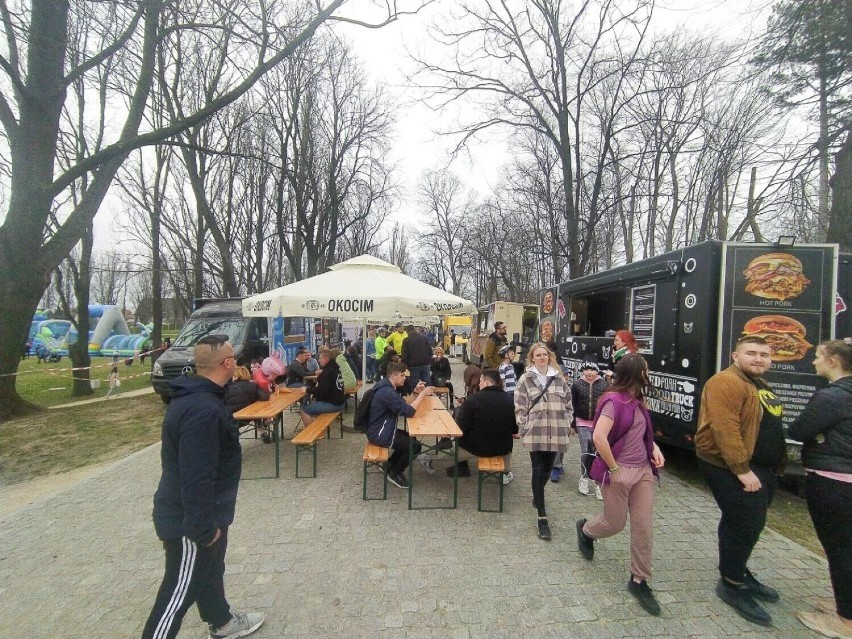 Food Trucki w Żarach już w weekend 14 - 16 kwietnia