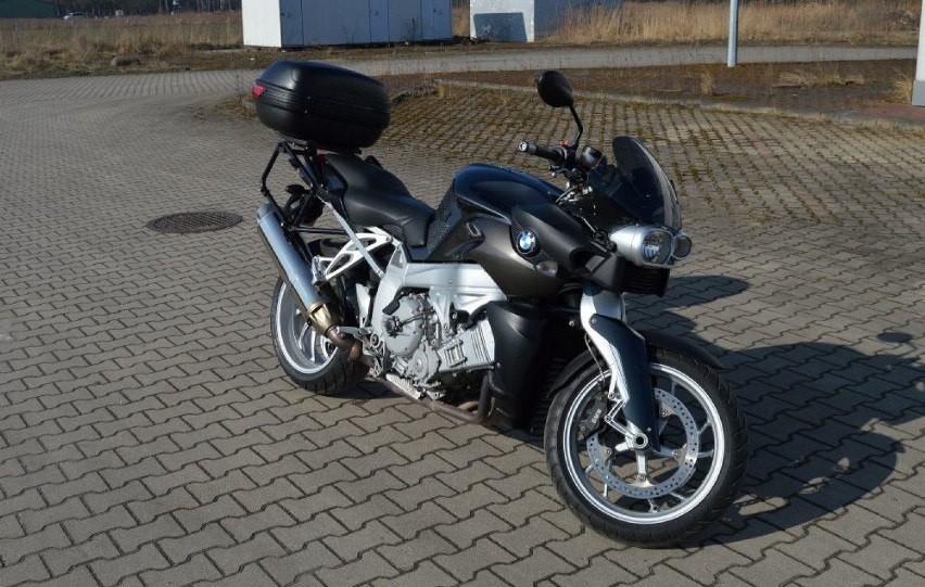 BMW K1200R , 2006r. 
16 500 zł

LINK DO...