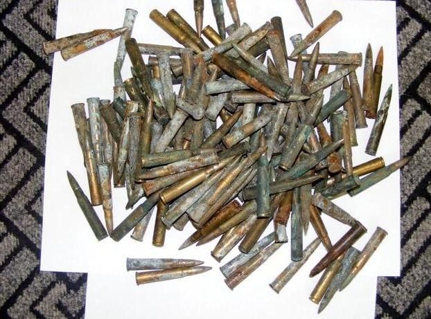 Nielegalny zbiór amunicji we wsi Stale