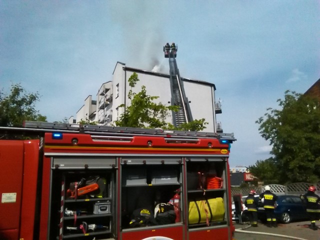 Pożar bloku na ulicy Ogrodowej w Kaliszu