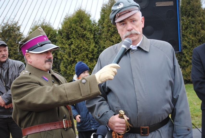 Konin - Marszałek Piłsudski poprowadził paradę. Zobacz film i zdjęcia