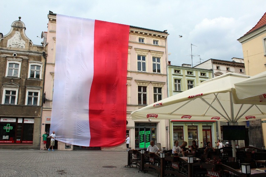 Flaga pojawiła się na kamienicy w sobotę, 25 sierpnia