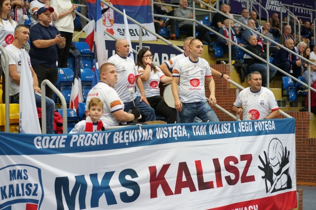 Kibice siatkarek Energa MKS Kalisz podczas meczu z Grot Budowlani Łódź