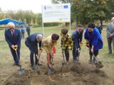 Łopaty poszły w ruch, szpital dla dzieci będzie za dwa lata [ZDJĘCIA]