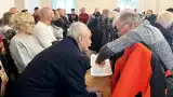 Mieszkańcy osiedla domków jednorodzinnych nie chcą takiej wieży blisko swoich posesji WIDEO