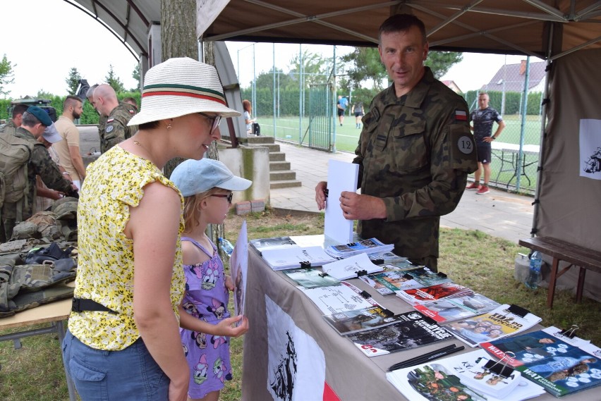 Piknik wojskowy w Szudziałowie. W święto Wojska Polskiego mieszkańcy świętowali wspólnie z żołnierzami