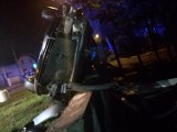 Wypadek w Pszowie: Audi a3 wylądowało na ogrodzeniu [ZDJĘCIA]