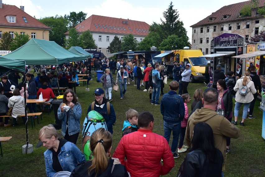 Tłumy przy Food Truckach w Krośnie Odrzańskim w weekend.