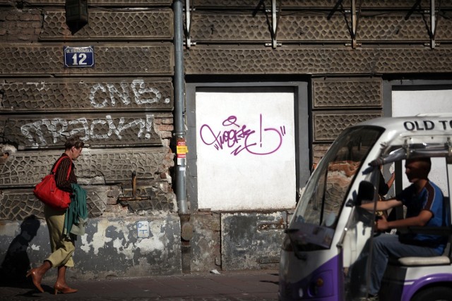Od stycznia do września br. strażnicy miejscy ujęli 14 sprawców umieszczenia nielegalnego graffiti. Ale tylko w roku 2012 ujawnionych zostało 2138 nowych, nielegalnych bohomazów.