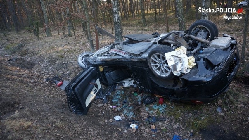 Tragiczny wypadek na DW 791 w Masłońskim. Prokuratura wszczęła śledztwo, które ma ustalić przyczyny wypadku [ZDJĘCIA]