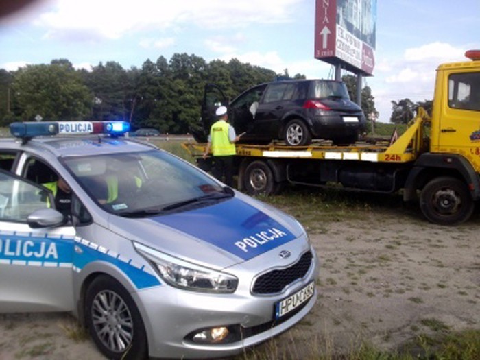 Policja w Kaliszu ustaliła, że sprawca kolizji miał prawie 3...
