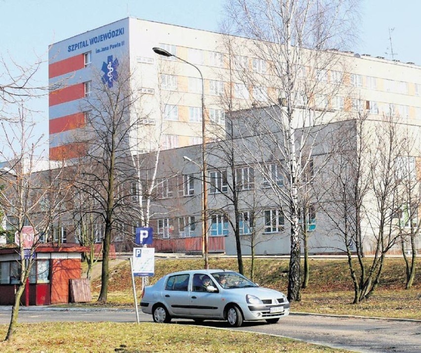 W Szpitalu w Bełchatowie wprowadzono ograniczenia w...